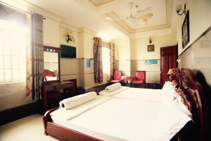 Tan Dat Hoa Hotel Ho Chi Minh City Exterior photo